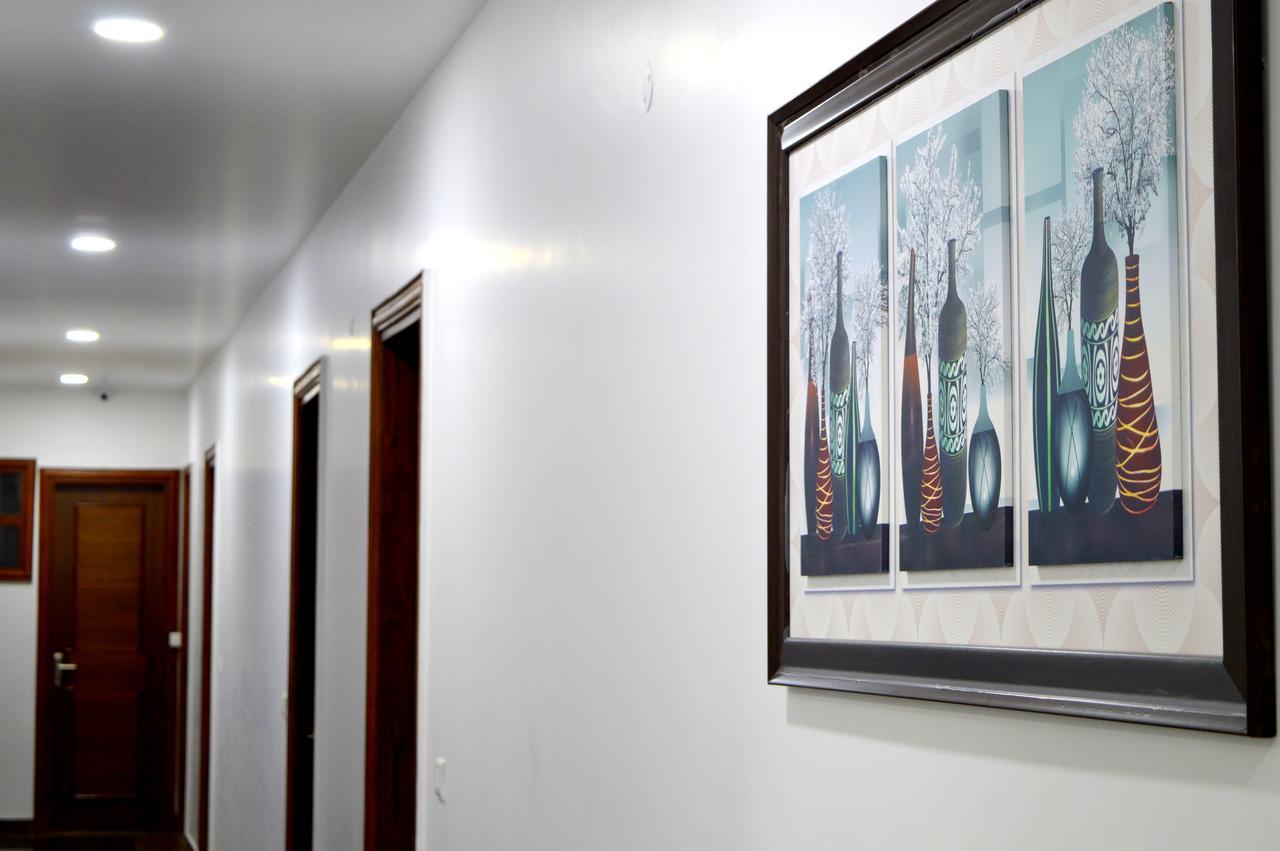 Hotel Taru Inn Ghaziabád Exteriér fotografie